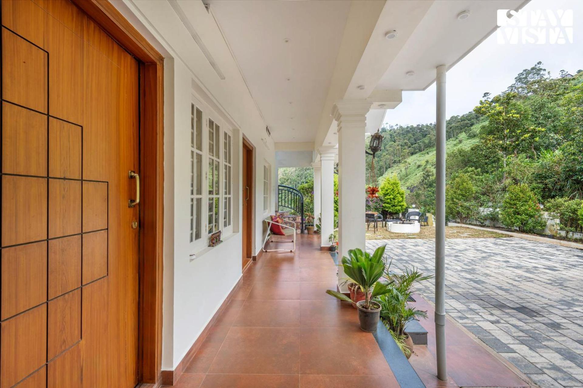 Stayvista At Titha Villa Santhanpara Exterior photo